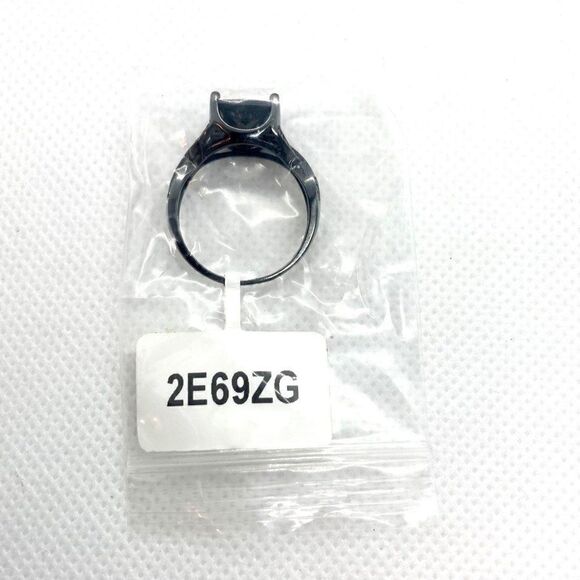 Size 7 925 Black Plated Square Cut Black Stone Ring - Picture 10 of 11